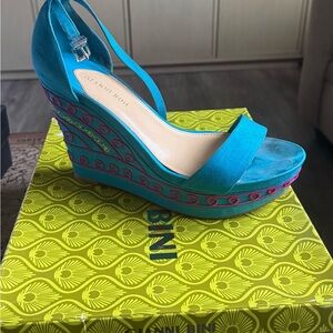 Gianni Bini Blue and Pink Wedge Sandals with Peep-Toe Design